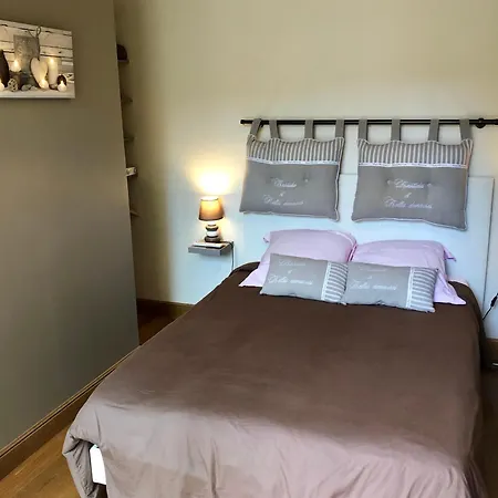Eugenie 3*